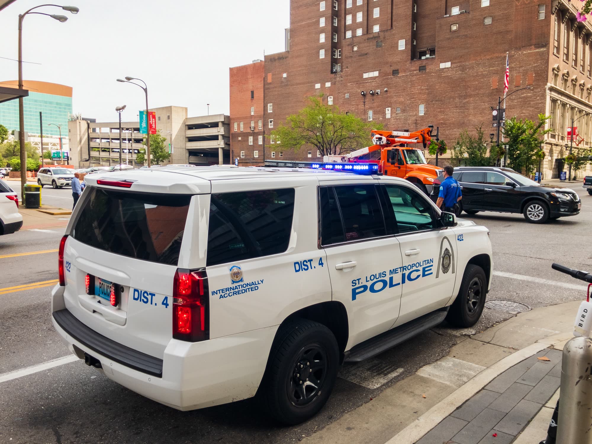 A St. Louis Metropolitan Police SUV